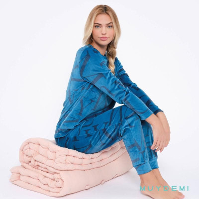 Pijama maxiletras