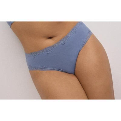 CONJUNTO YSABEL MORA