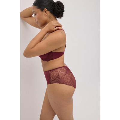 CONJUNTO YSABEL MORA