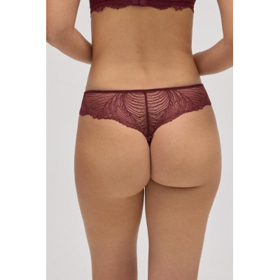 CONJUNTO YSABEL MORA