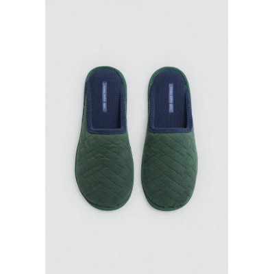 Zapatillas pelo estampado étnico verde
