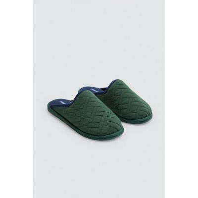 Zapatillas pelo estampado étnico verde