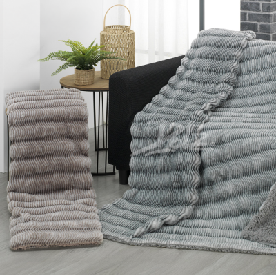 Plaid sherpa modelo Salma de Dolz de 130 x 170 cm