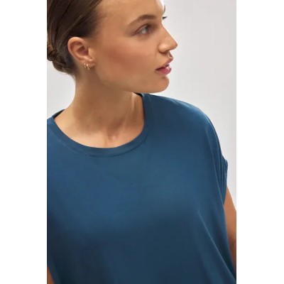 Camiseta deportiva manga corta azul