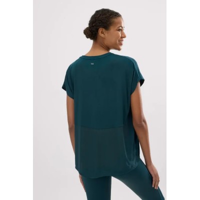 Camiseta deportiva manga corta fluida