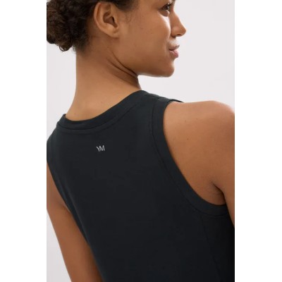 Camiseta algodón tirantes estilo deportivo