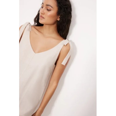 Vestido corto con lino