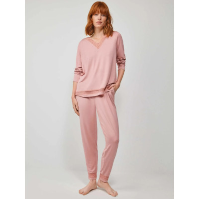Pijama en tejido punto de viscosa cómodo