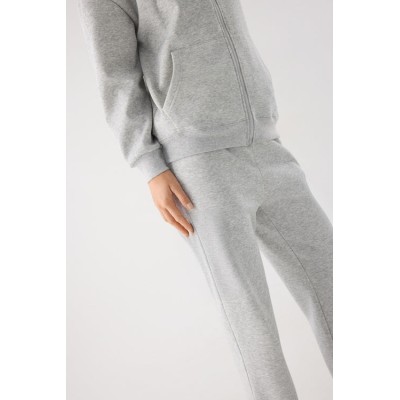 Conjunto de chándal deportivo señora